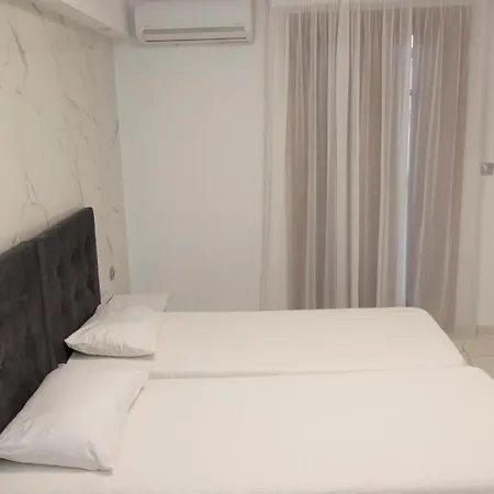 Constantine Fortezza ريثيمنو